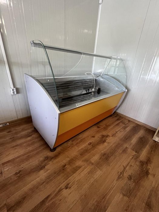 Хладилни витрини