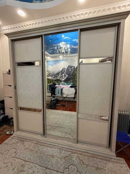 Шкаф, шифонер- купе