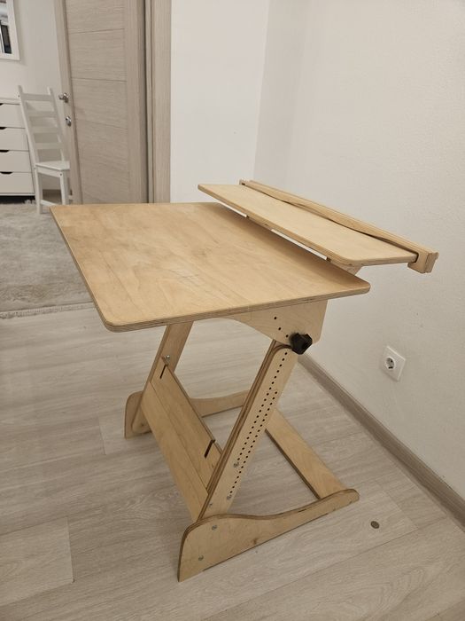 Растущая парта  для школьника