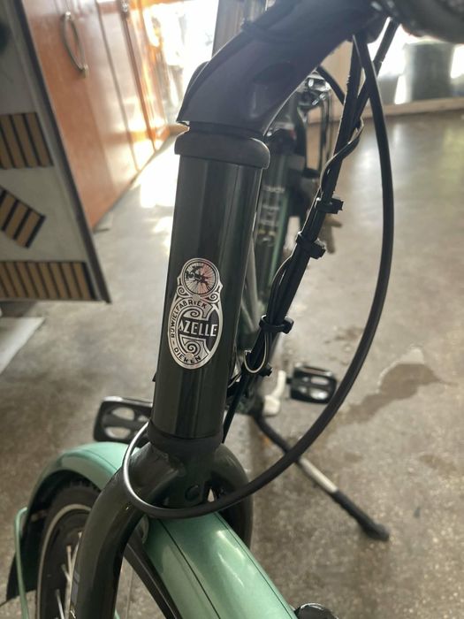 Vand bicicleta in stare buna