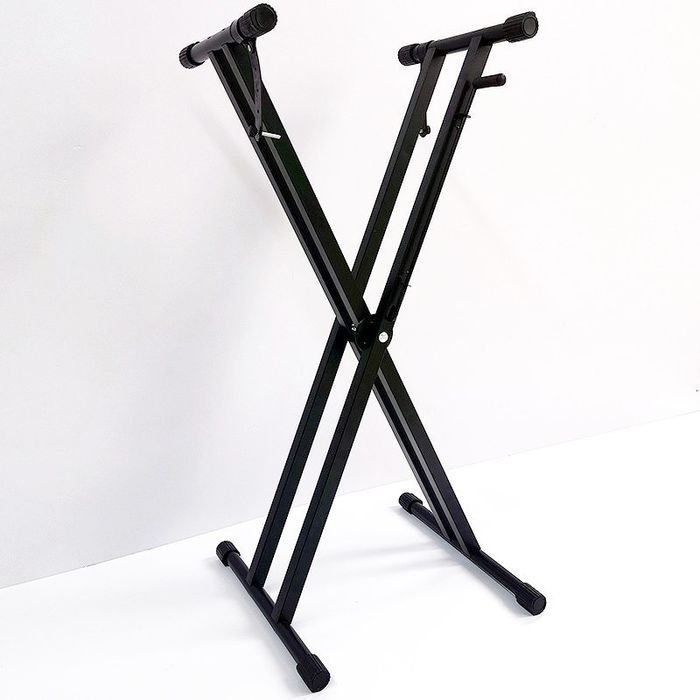 Стойка для синтезаторов