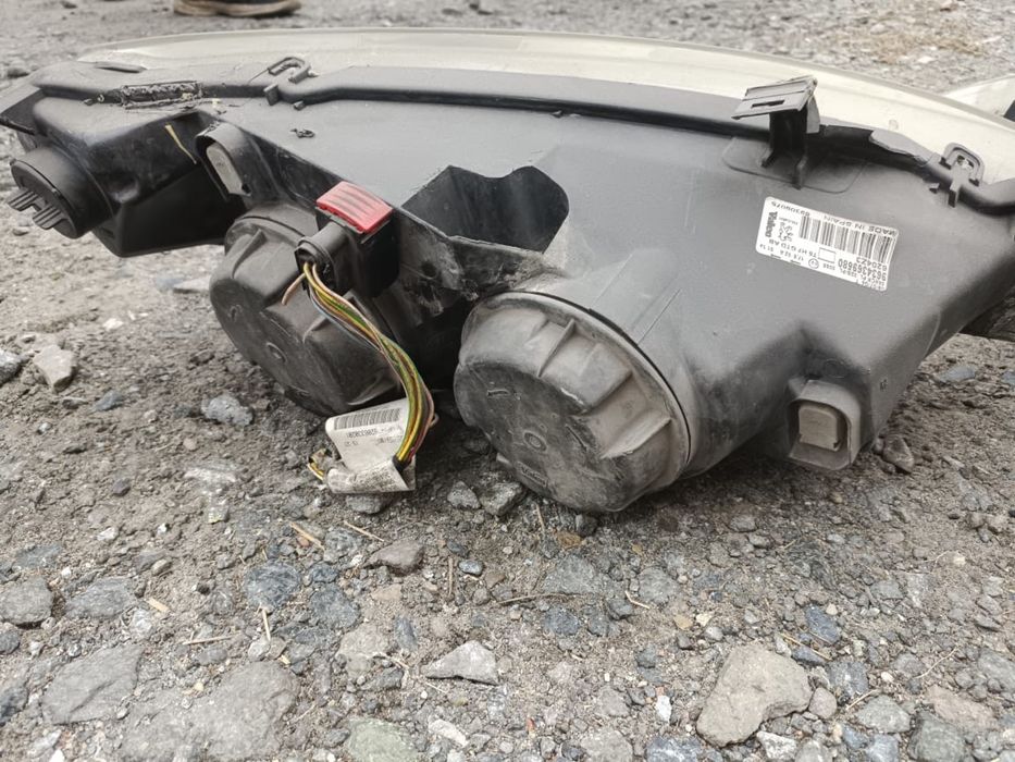 Фары на пежо 307