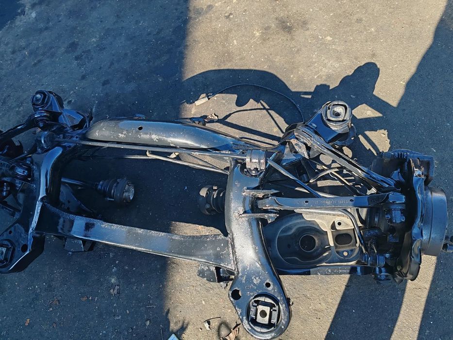 Jug punte spate bmw e87 2005-2009