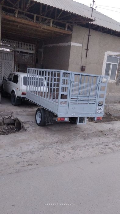 Niva moshina va tirkama