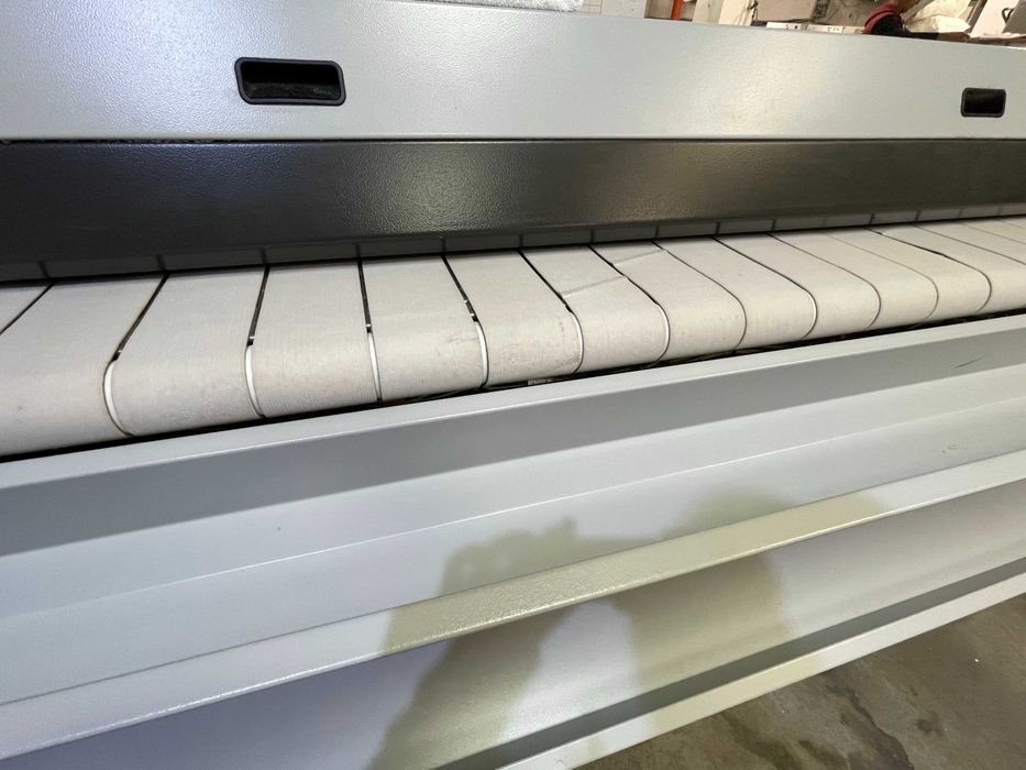 Гладачна машина/Каландър GIRBAU