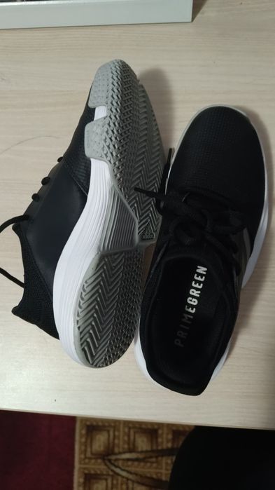 Adidași Adidas mărimea 38
