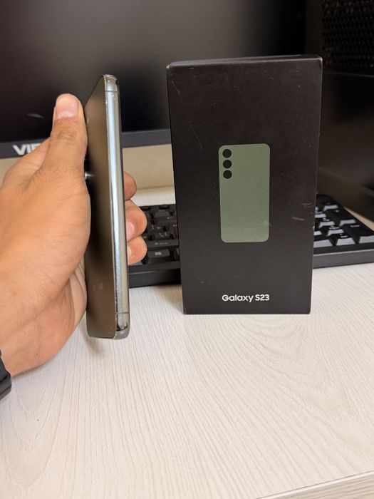 Samsung s23 8/256gb