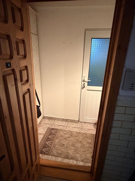 Apartament cu 3 camere zona 2 Stejari