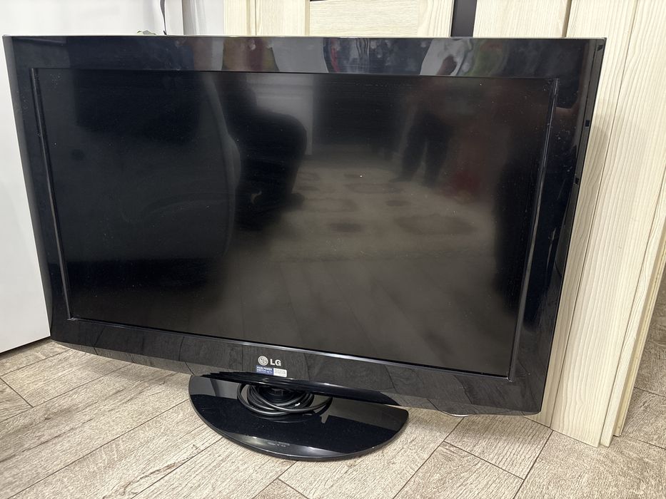 Продам телевизор. В отличнгм состоянии