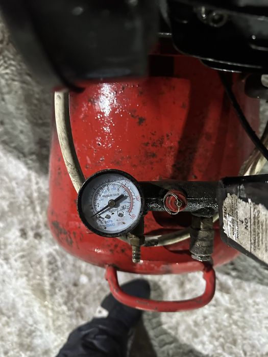 Компресор 200литр