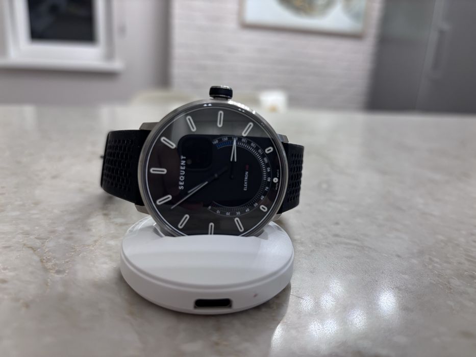 Кинетические  наручные часы SEQUENT ELECTRON HR