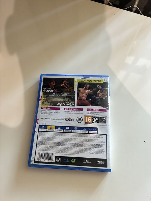 UFC 4 за PS4 / PS5 (Съвместима с PlayStation 5)