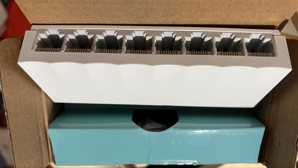 Комутатор TP-link LS 1008
