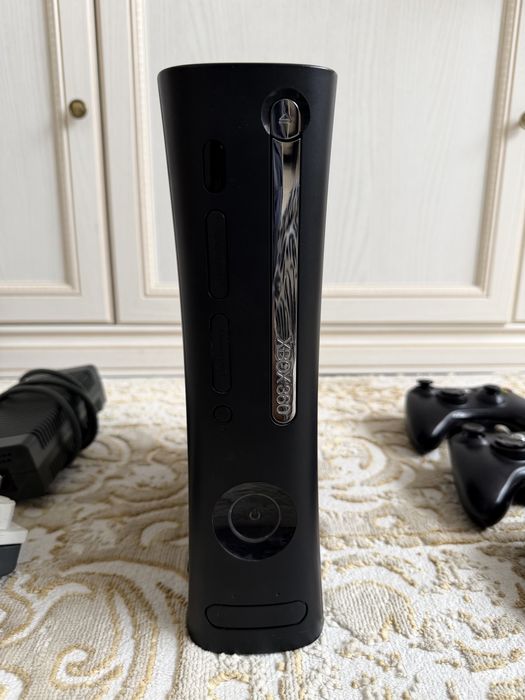 XBOX 360 черный цвет