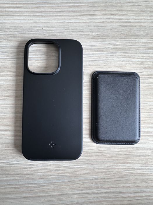 Husa Spigen Thin Fit Black Iphone 14 PRO + Portofel Magsafe