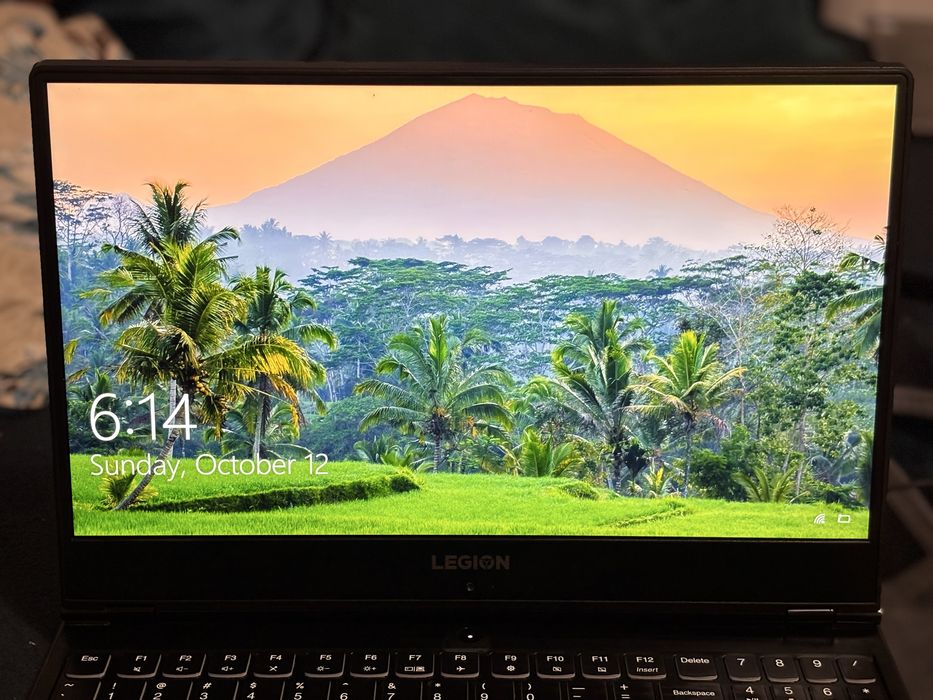 Laptop Lenovo Legion, model Y530