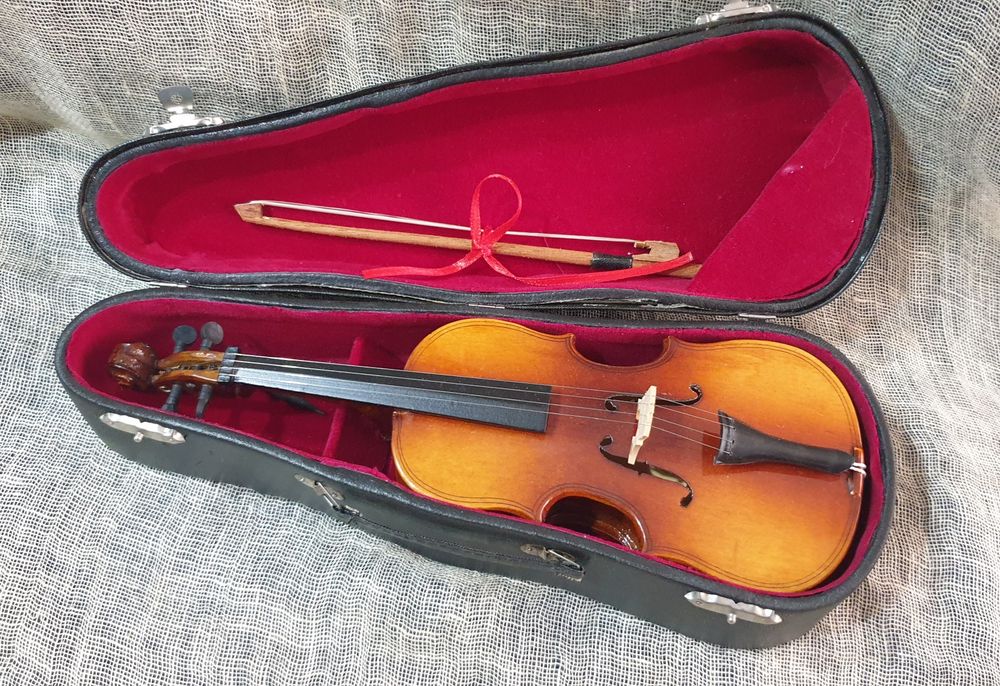 Умален модел на виолончело в калъф - сувенир