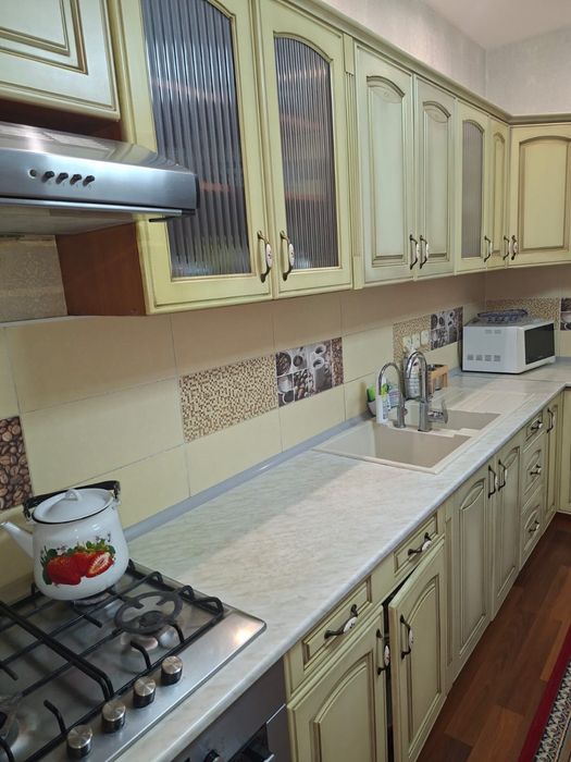 Продам куонный гарнитур