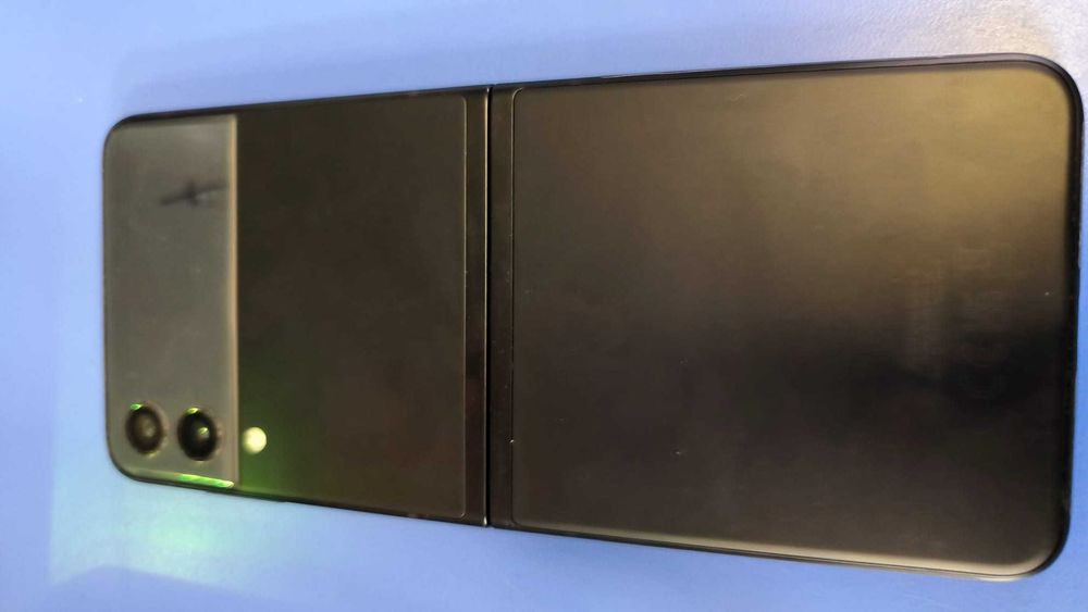 Samsung Z FLIP 4 128 gb