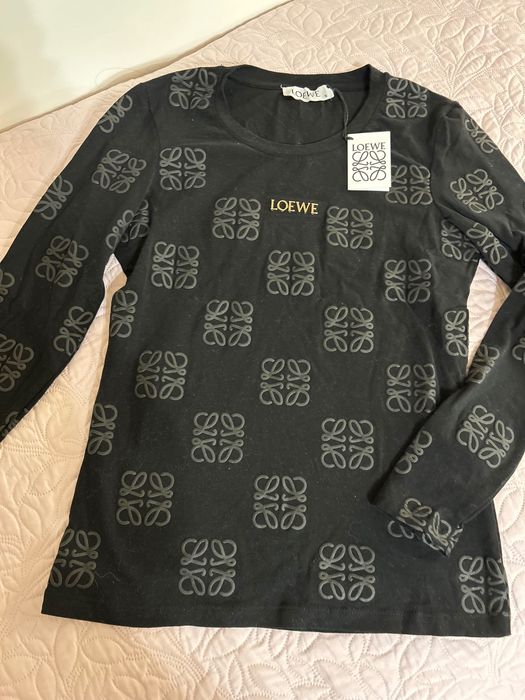 Нова черна  блуза дълъг ръкав размер S-M