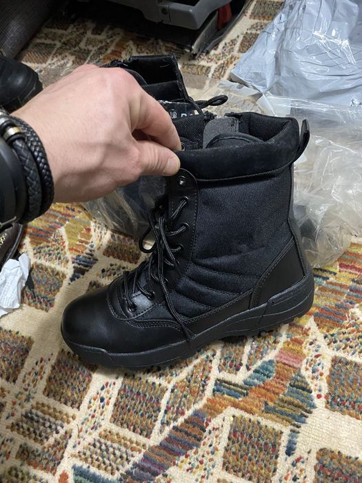 Ghete combat din piele noi !