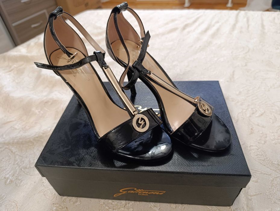 Маркови токчета Гатинони