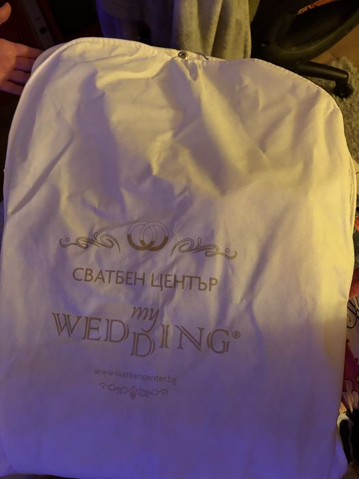 Красива официална рокля-перфектна за повод