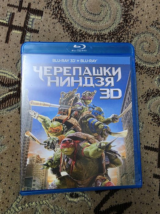 Продаю Bluray Черепашки Ниндзя 1  ( 2 Bluray)