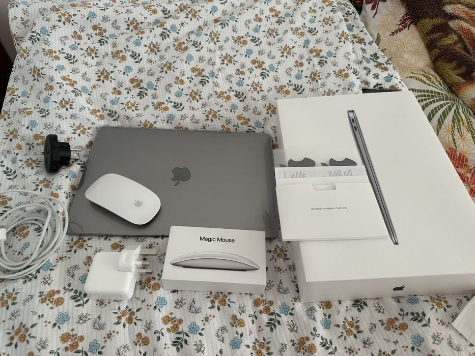 Ноутбук Apple MacBook Air 13 2020