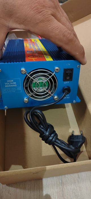 Импулсный зарядник акумуляторов