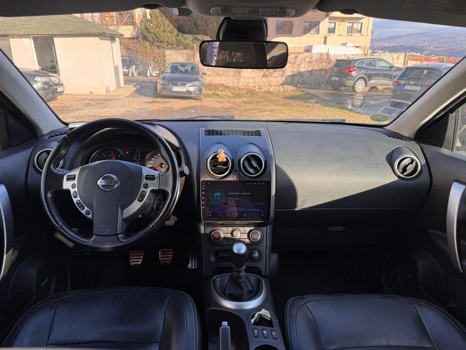 Nissan Qashqai 1,6 dci Tekna 130 cp