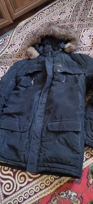 Qisqi kiyimler bar arzan bagada