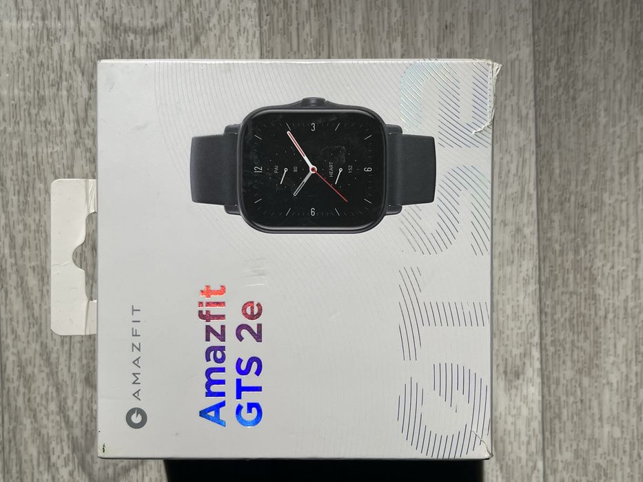 Продам часы хорошыйе Amazfit GTS 2e