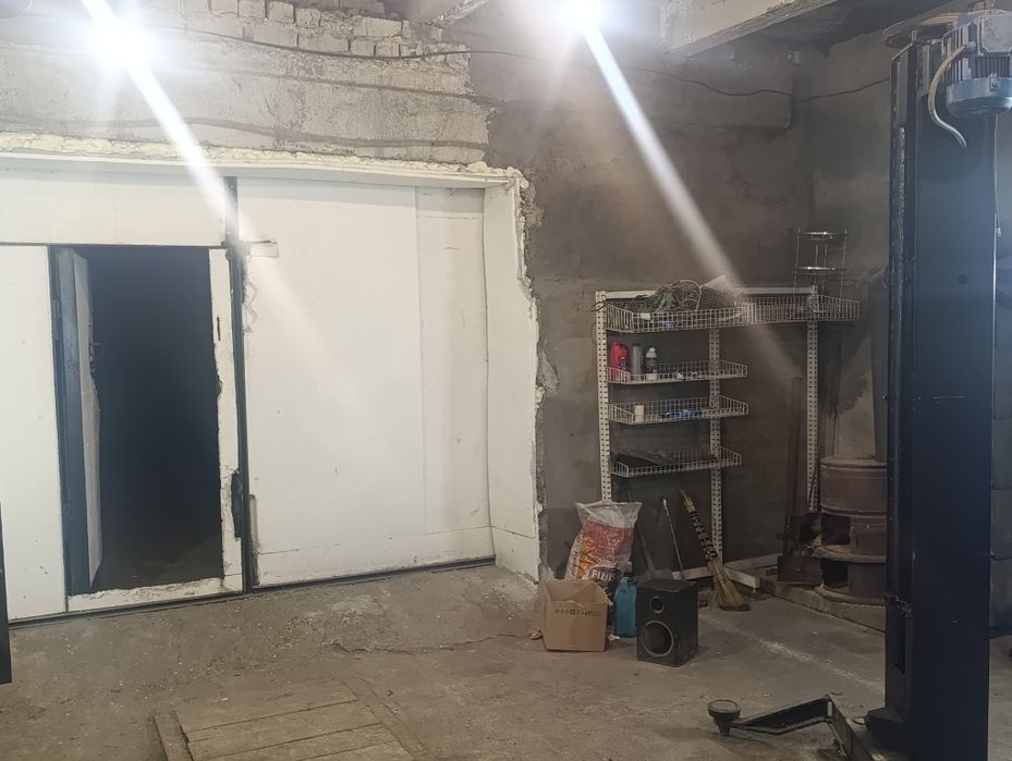 Гараж 6.5*5.5*3.5 цена на пару недель