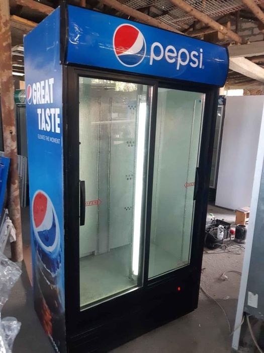 Vitrina frigorifica verticala dubla cu led