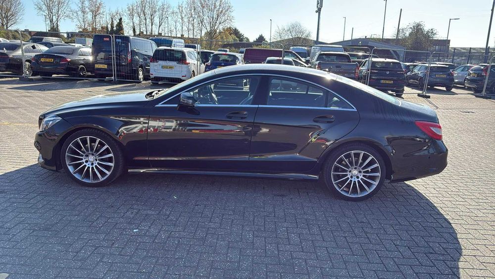 На Части мерцедес ЦЛС амг w218 amg mercedes
