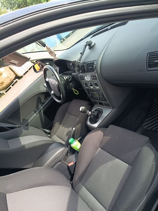 Ford Mondeo              .