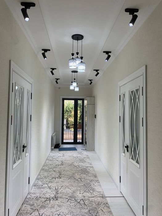 Замонавий ҳовли сотилади