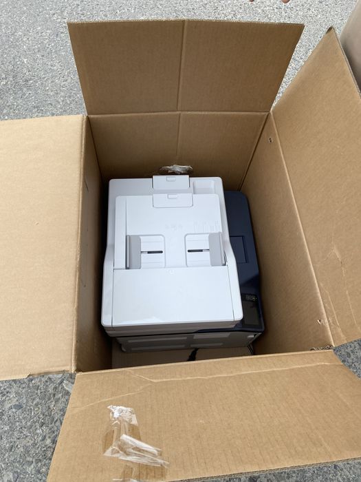 Продается МФУ Xerox C235