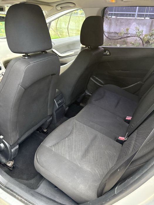 Vând Peugeot 308 SW