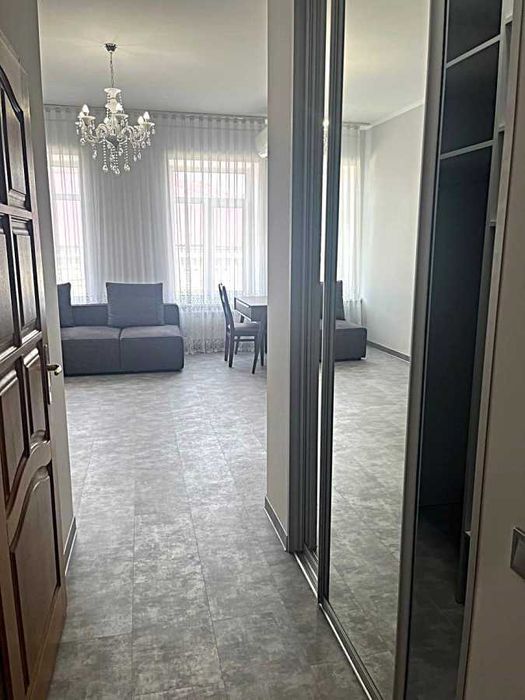 Дава се под наем Двустаен апартамент в София, Красно село - 64 кв.м за 387.6 € - Снимка #3