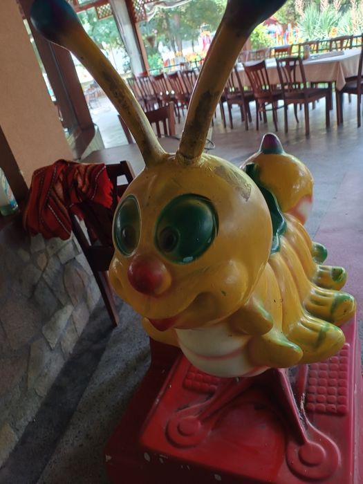 Детска клатушка Вендинг машина за деца