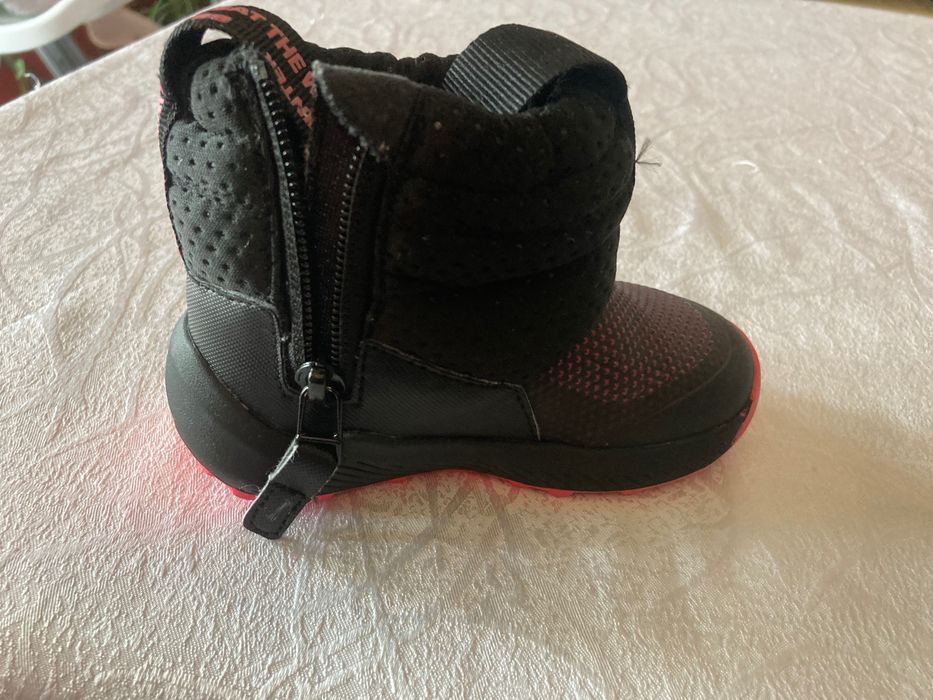 Зимни боти Adidas