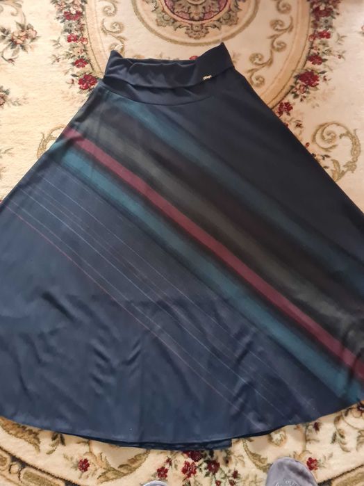 fusta noua din stofa culoare bleumarin