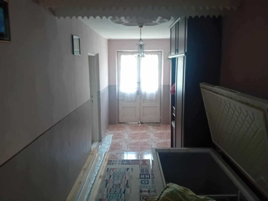 Vila 140mp Savinesti la sosea teren 1000mp toate utiliatile locuibila