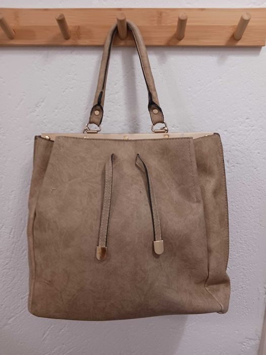 Дамски чанта изгодно