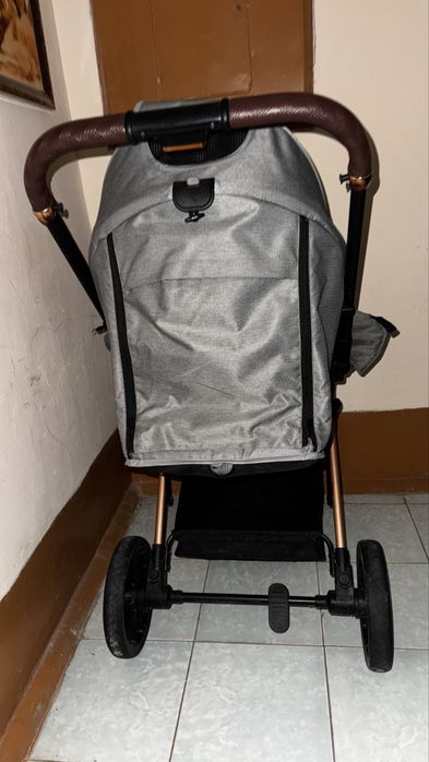 Продам коляскууууу