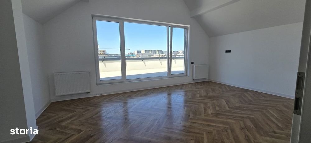 Ap. 3 camere , terasa de 90mp, intabulat.