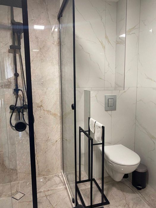 Дава се под наем Двустаен апартамент в Варна, Център - 60 кв.м за 613 € - Снимка #6