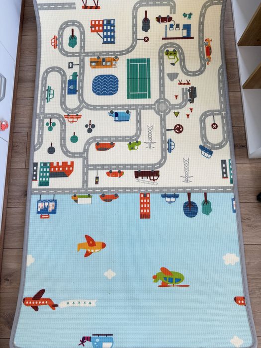 Бебешко килимче; двулицево